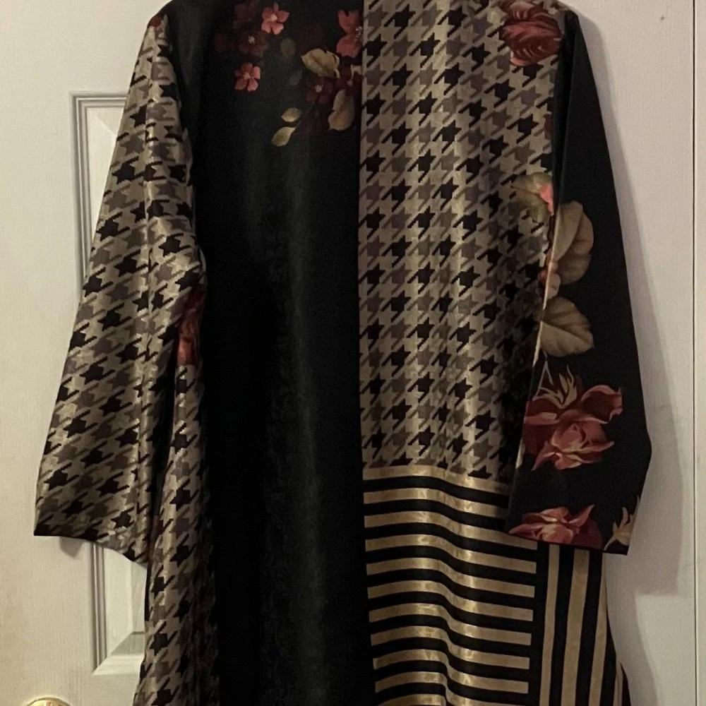 Floral Patchwork Button-Up Coat - Picture 2 of 4